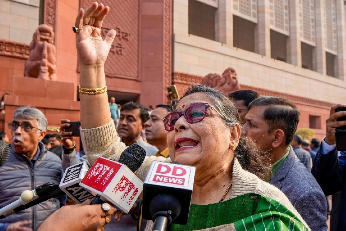Mamata's Biggest Setback Yet: 20 TMC MPs Write To LS Speaker Seeking NDA Entry, Kakoli Ghosh Leads Revolt