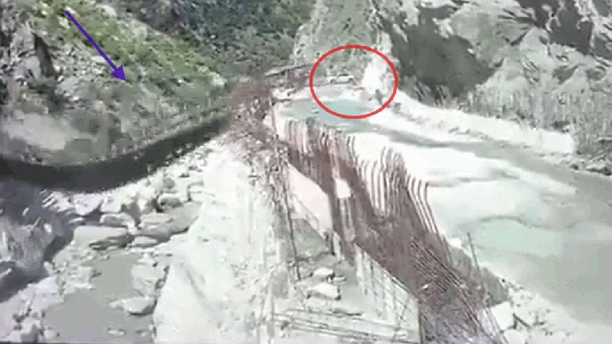 Kinnaur Bridge Collapse: Chilling Video Shows Truck Plunging Into River As Tailing Car Stops Short