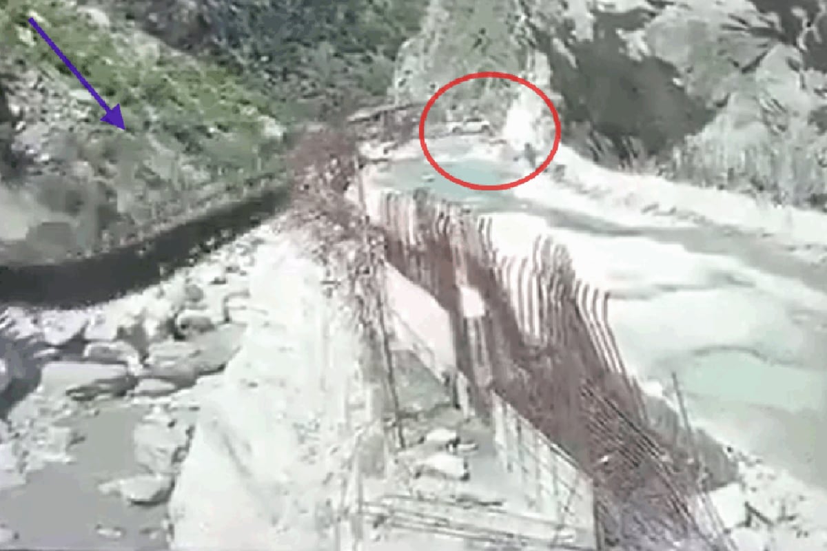 Kinnaur Bridge Collapse: Chilling Video Shows Truck Plunging Into River As Tailing Car Stops Short