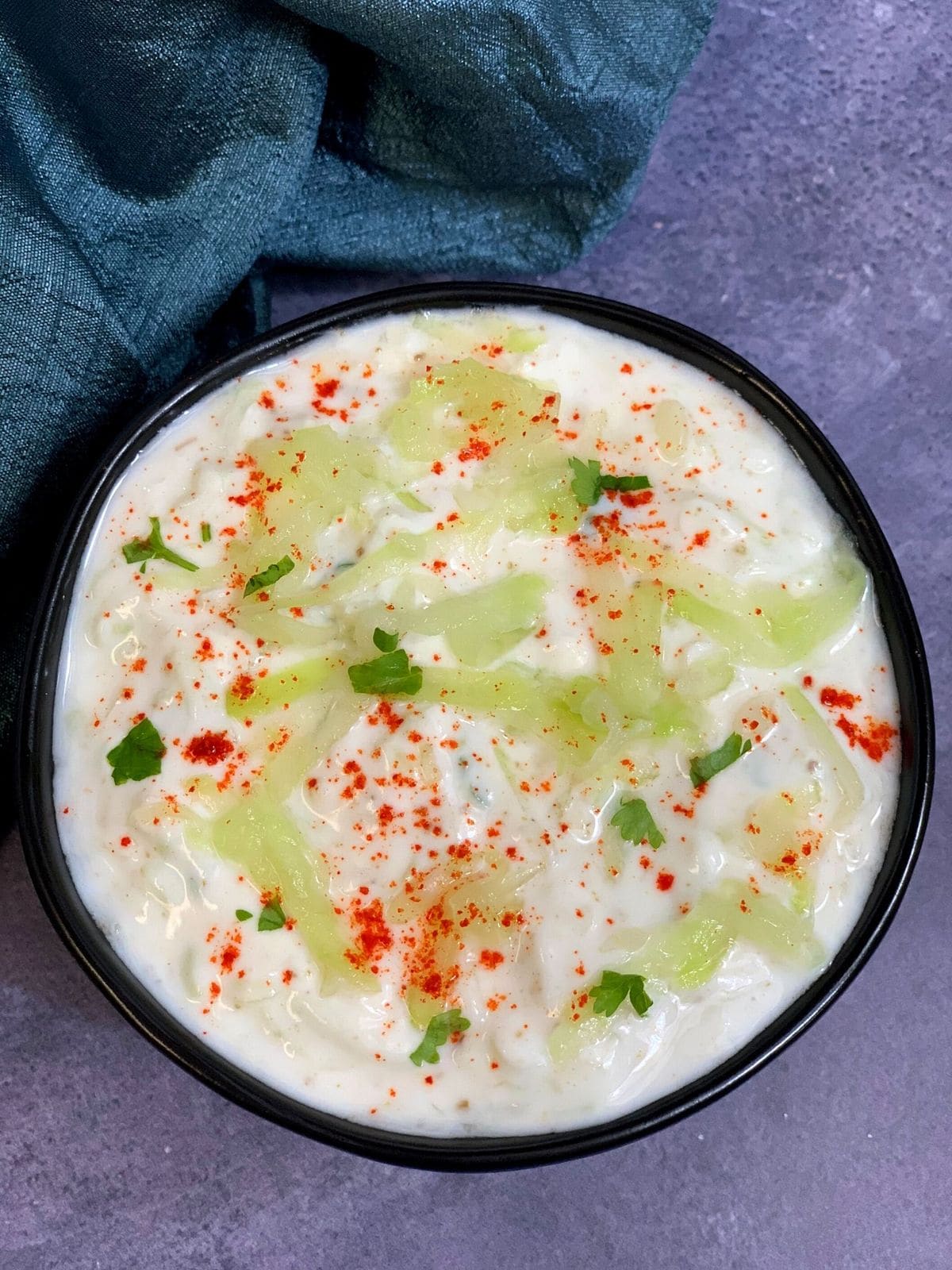 Lauki RaitaGrated and boiled lauki mixed with low-fat curd makes a refreshing side dish. Add roasted cumin powder, black salt, and chopped coriander for extra flavour. Rich in probiotics and fibre, this raita can complement lunch or dinner.