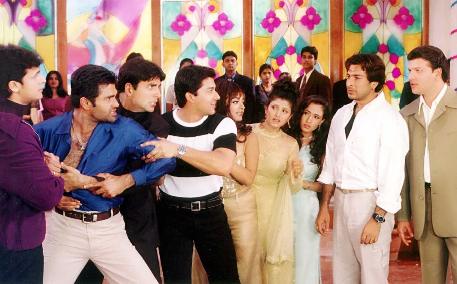 A film made on a grand budget, shot across multiple sets, and starring about 10 top heroes—who would have thought it could flop at the box office? But it did. A movie that had ₹5 crore worth of VFX, was shot on 58 different sets, and featured a grand lineup including Sunny Deol, Suniel Shetty, and Manisha Koirala, among others, tanked at the box office.