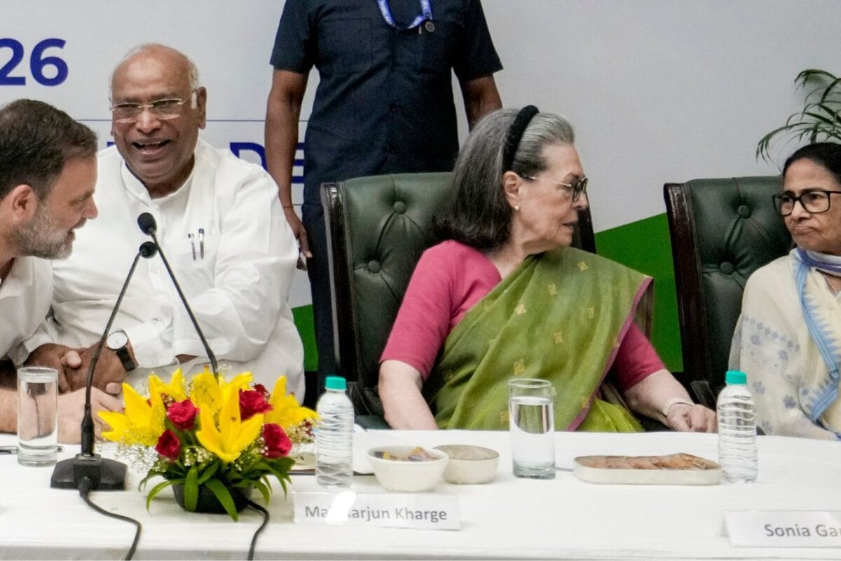 Rahul's '100% Rigged' Charge, Sonia's 'Sherni' Pra
