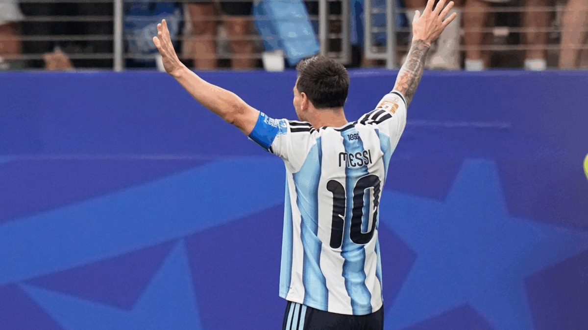 Magical-As-Ever Messi Breaks World Cup Record As Argentina Reach Last 32
