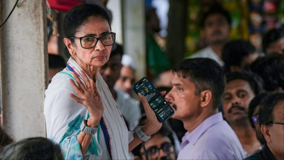 Mamata Bets On INDIA Bloc To Regain Ground As TMC Turmoil Deepens Internal Dissent