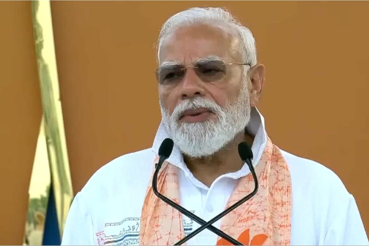 PM Modi Leads International Yoga Day Event In Kolkata, Says It Has Become 'World's Biggest Festival'