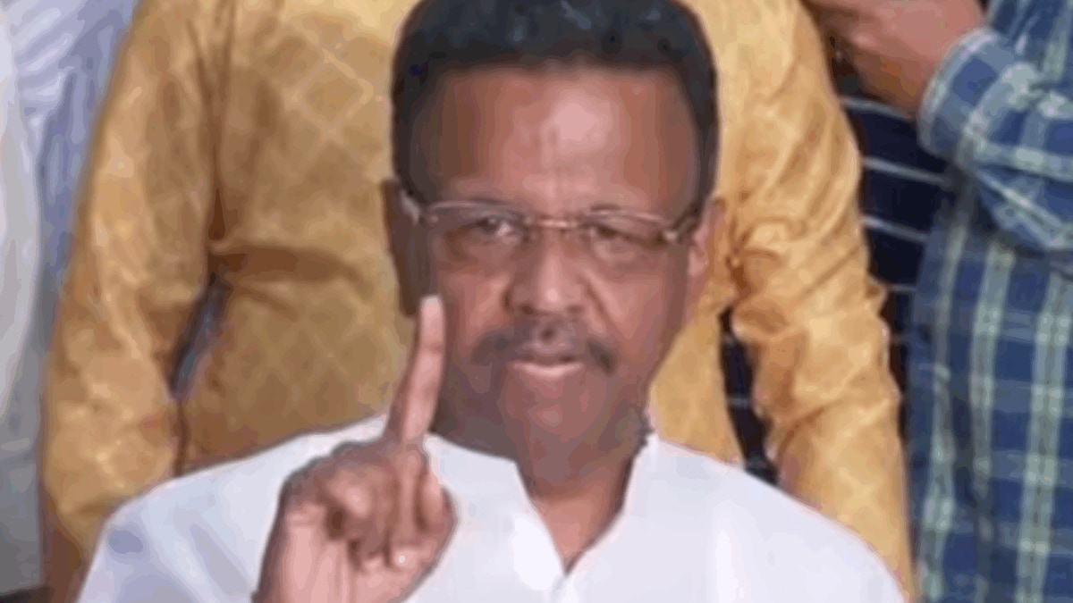 Another Jolt For TMC? Kolkata Mayor Firhad Hakim, A Close Aide Of Mamata, Wants To Step Down | India News