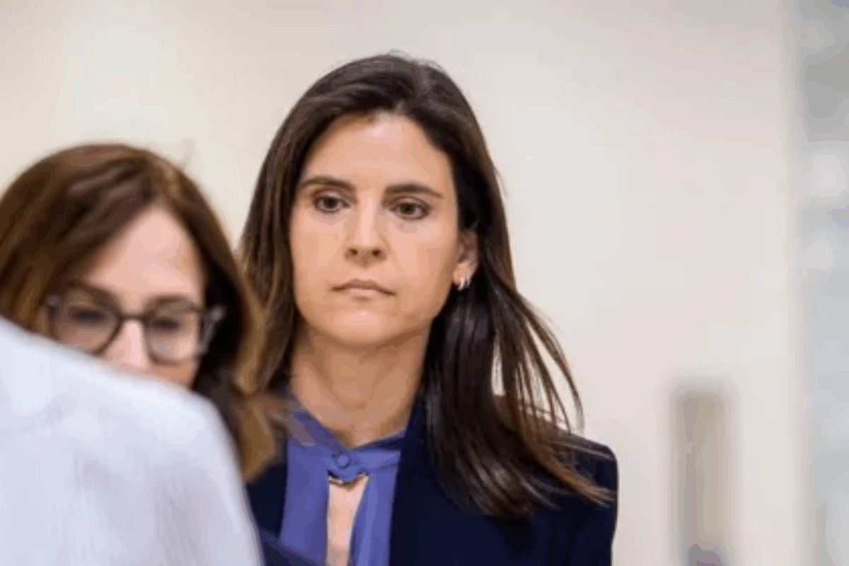 Epstein Survivor Says She Attended Beatrice's 18th Birthday, Dinner At Andrew's Buckingham Palace Apartment