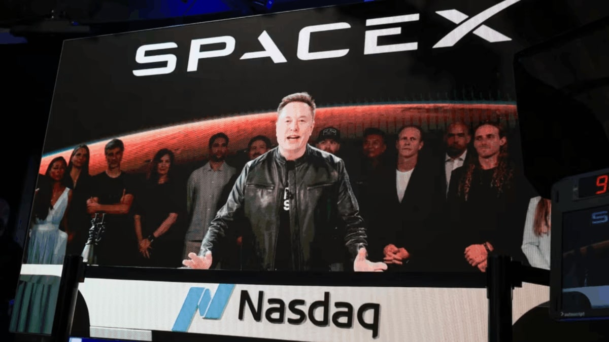 Elon Musk Becomes World's First Trillionaire. But How Much Money Is $1 Trillion?