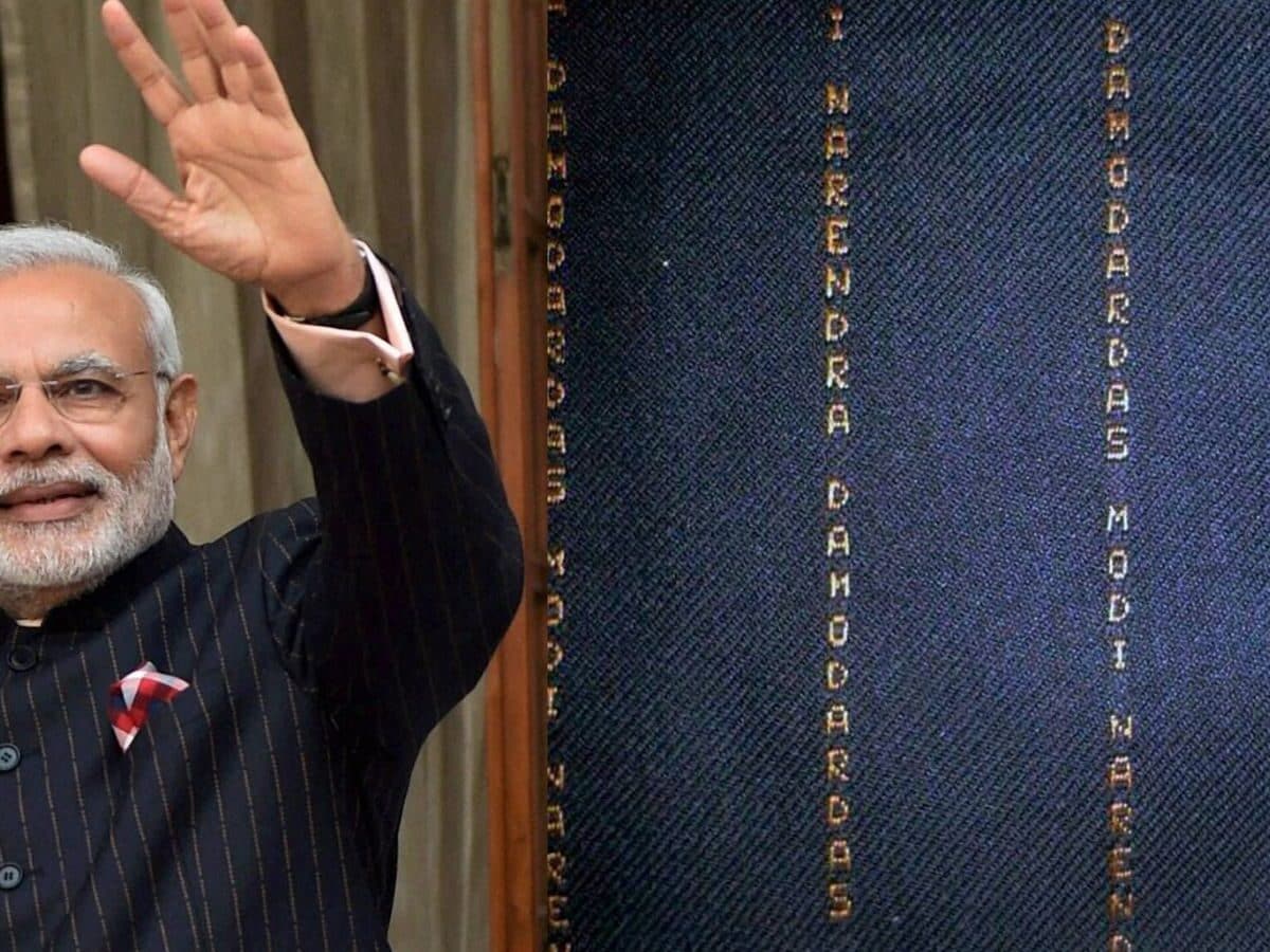 modi gold dress Vintage Modi