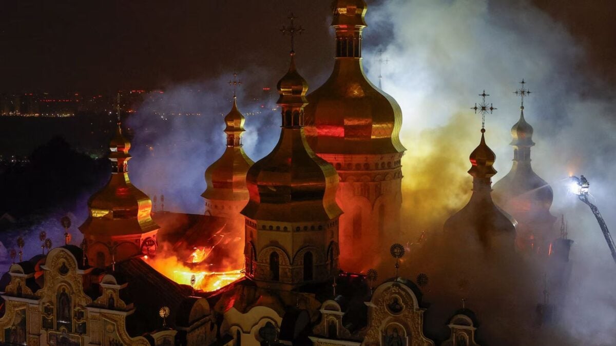 Russia's Fresh Attack On Kyiv Leaves Historic Pechersk Lavra Monastery On Fire | Video