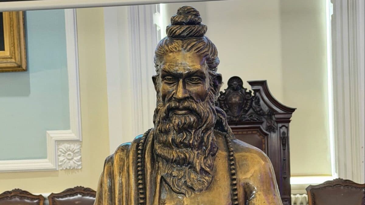 Sushruta's Statue Unveiled At Edinburgh Medical College, UK Honours India's 'Ancient Medical Heritage'