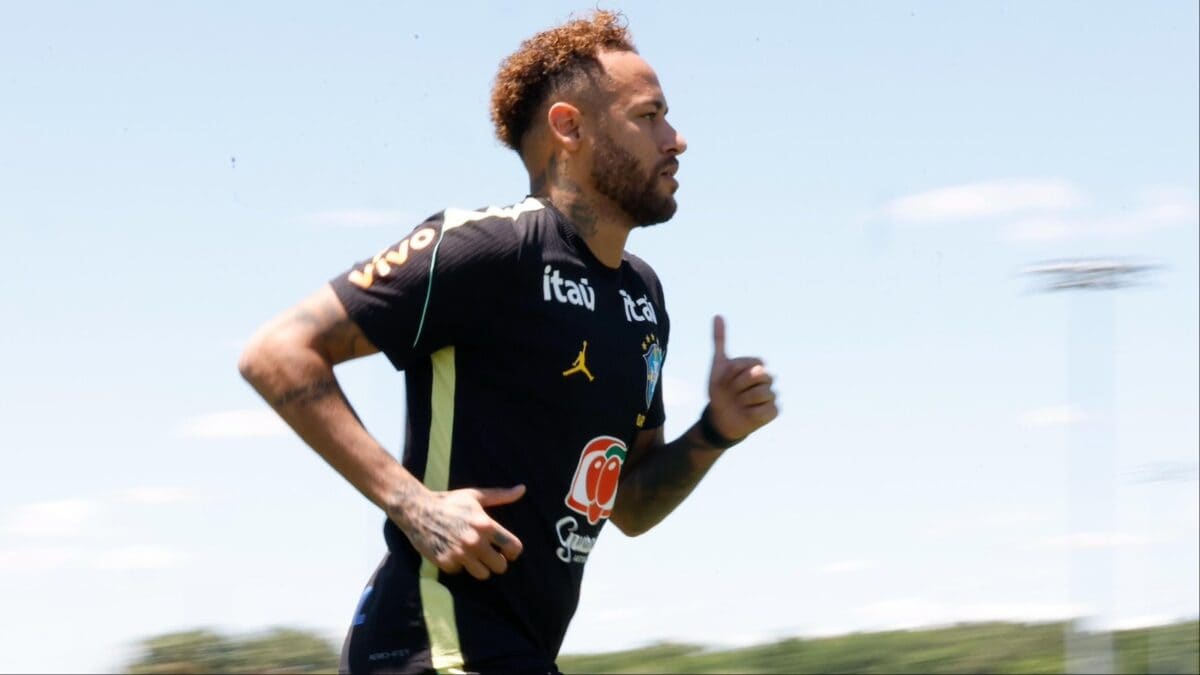 Neymar Returns To Training Ahead Of Brazil's Second Group C Match Against Haiti | Watch