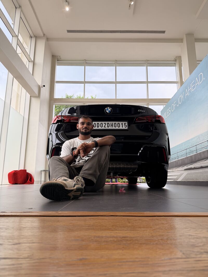 Life Eventually Works Out': He Failed IIT-JEE, But Five Years Later Gifted His Father A BMW Life Eventually Works Out': He Failed IIT-JEE, But Five Years Later Gifted His Father A BMW