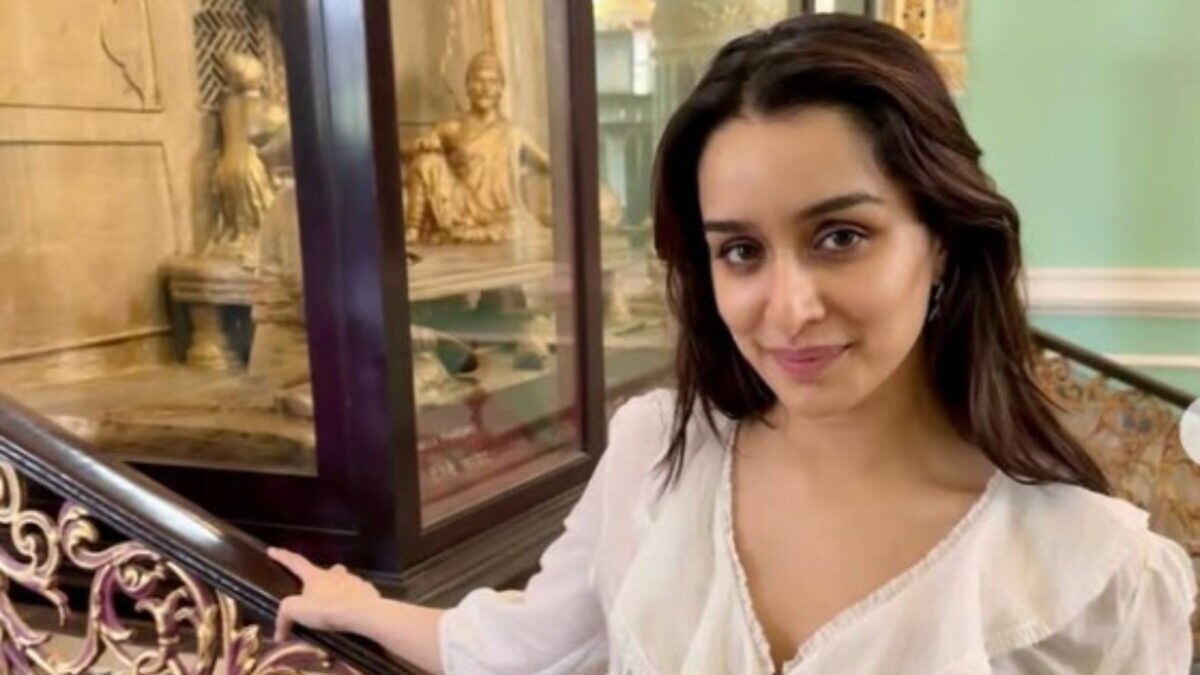 Shraddha Kapoor And Director Laxman Utekar's Biopic Eetha Locks Release Date