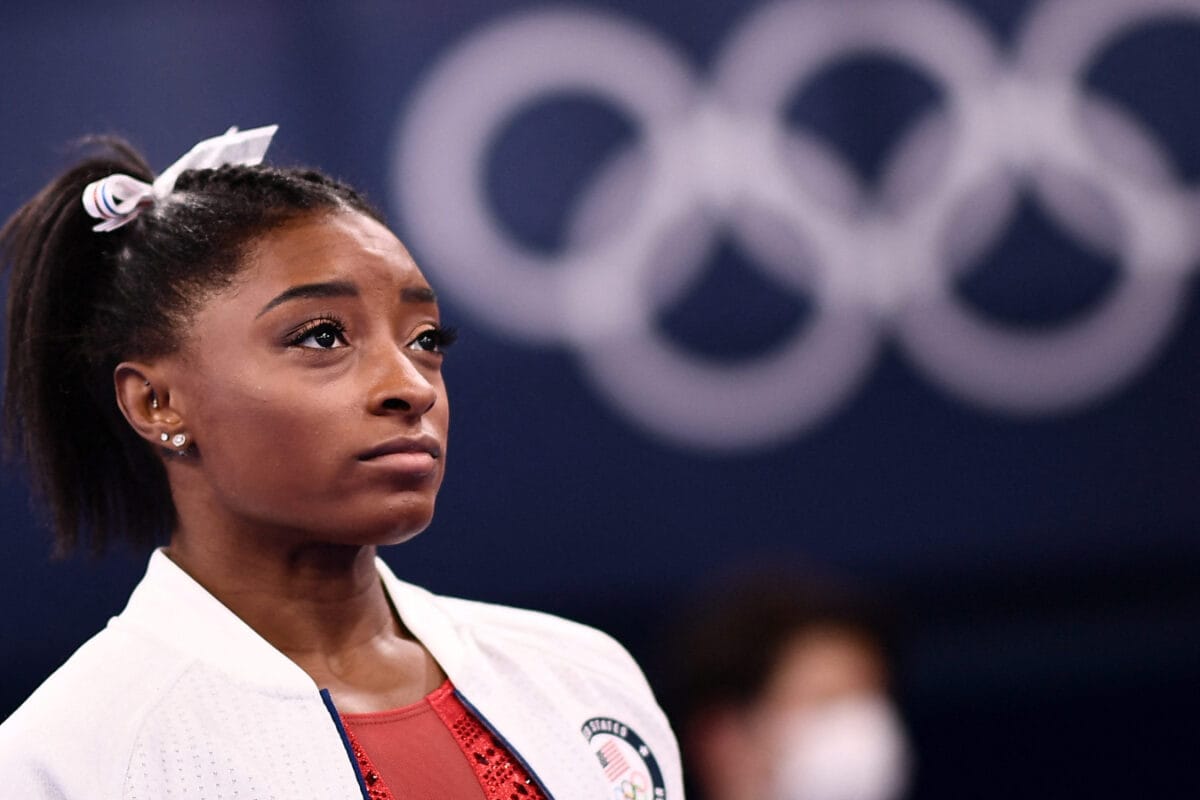 Olympic Icon Simone Biles Says She āAlmost Diedā After Scary Medical Emergency