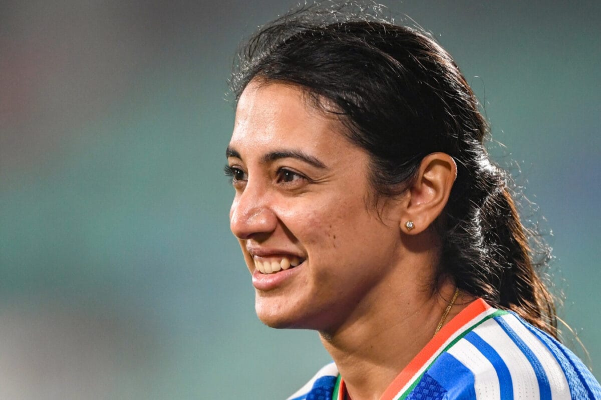 Smriti Mandhana’s Wildest Manifestation Started With A Blank Cheque At 13 And Ended With Her Parents’ Dream Home At 18
