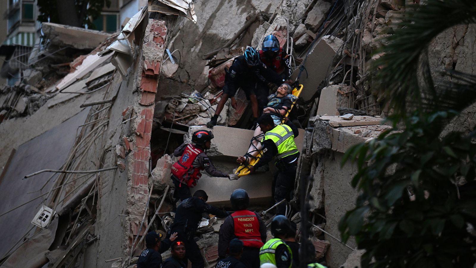 Venezuela Earthquake Live Updates: At Least 32 Killed, 700 Injured After Powerful Earthquakes Strike Venezuela - News18