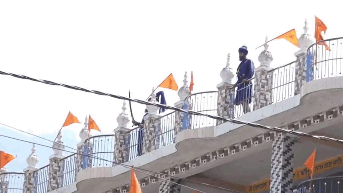 Swords, Spears, And Dialogue: 4 Nihang Sikhs Stay Locked Inside Uttarakhand Gurudwara As Talks Enter Day 3