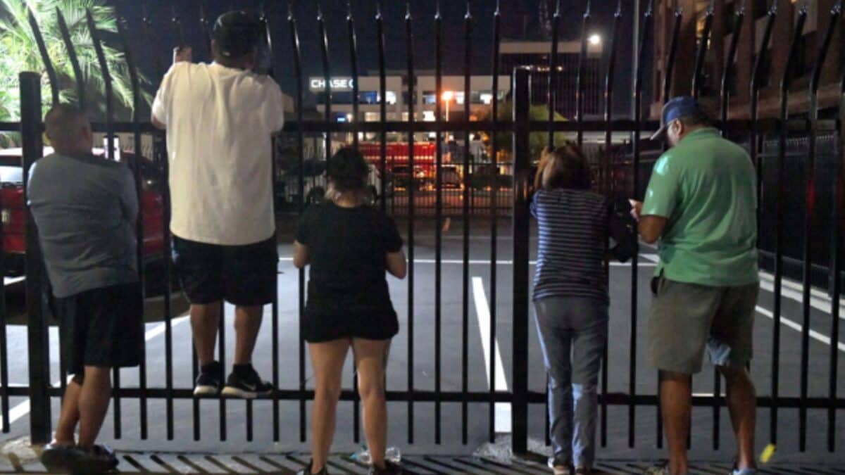 Hostages Freed After Over 15-Hour Siege As FBI Shoots Dead Armed Suspect In California Bank