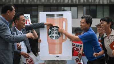 How A Starbucks Tumbler Triggered National Outrage In South Korea And CEO's  Resignation | World News - News18