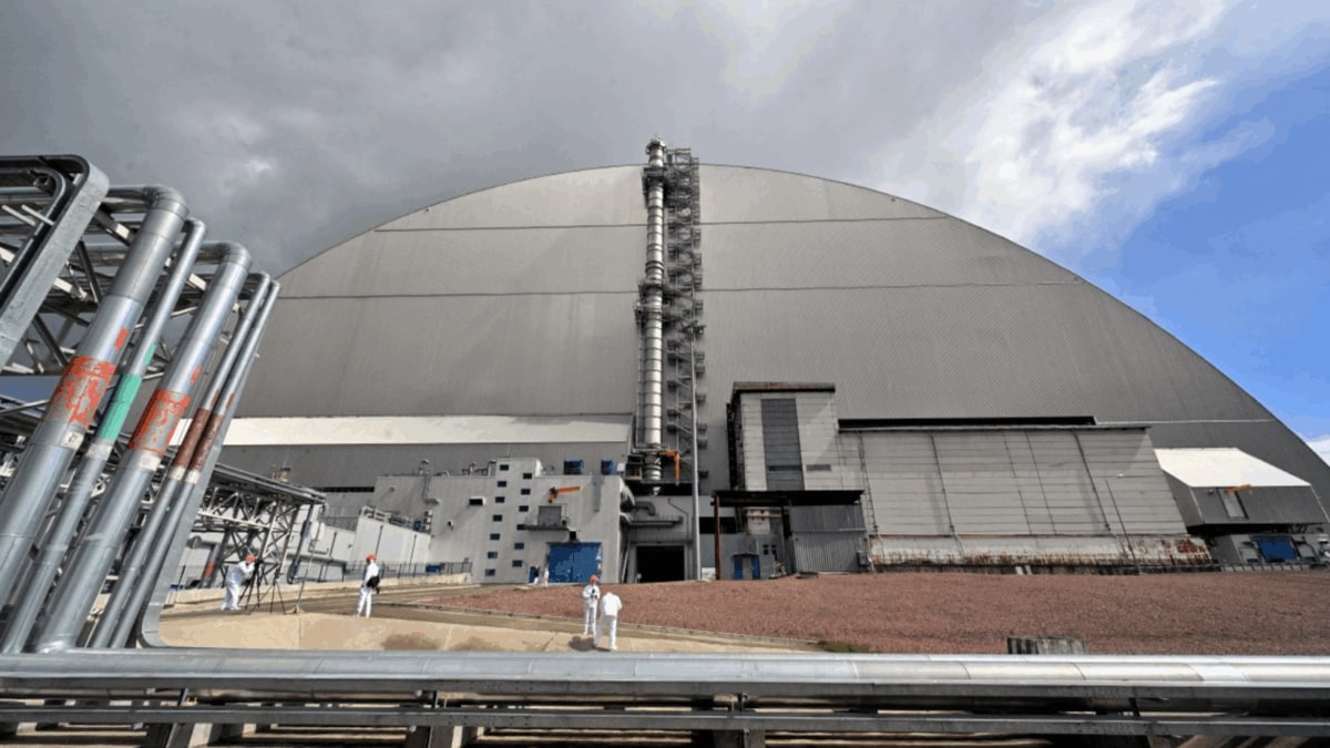 Ukraine Accuses Russia Of Striking Nuclear Fuel Storage Facility Near Chernobyl