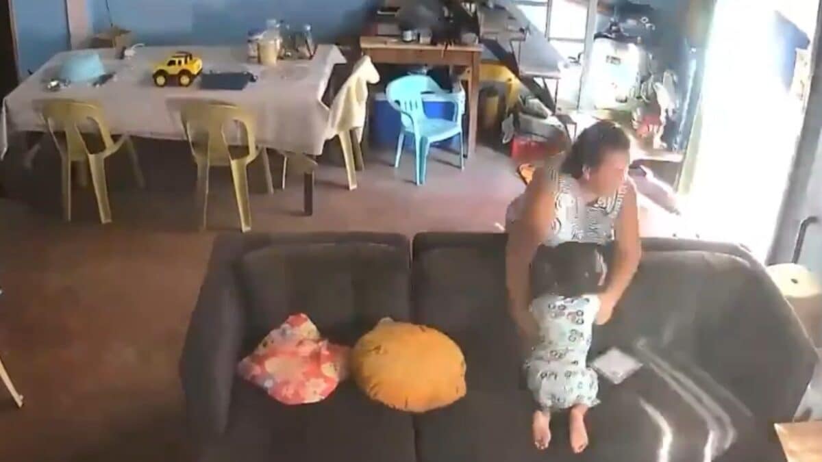 Grandmother Covers Grandson With Her Body As Philippines Quake Rocks Building | Watch