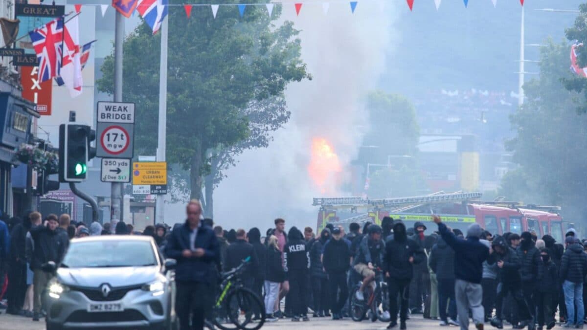 Sudanese National Arrested in Belfast Stabbing Probe; Anti-Immigrant Protests Turn Violent