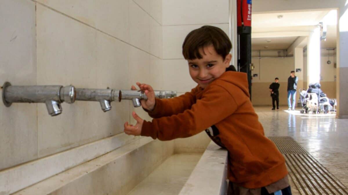 No Drinking Water For Iran's Sirik Town After US Strikes Destroy Two Reservoirs