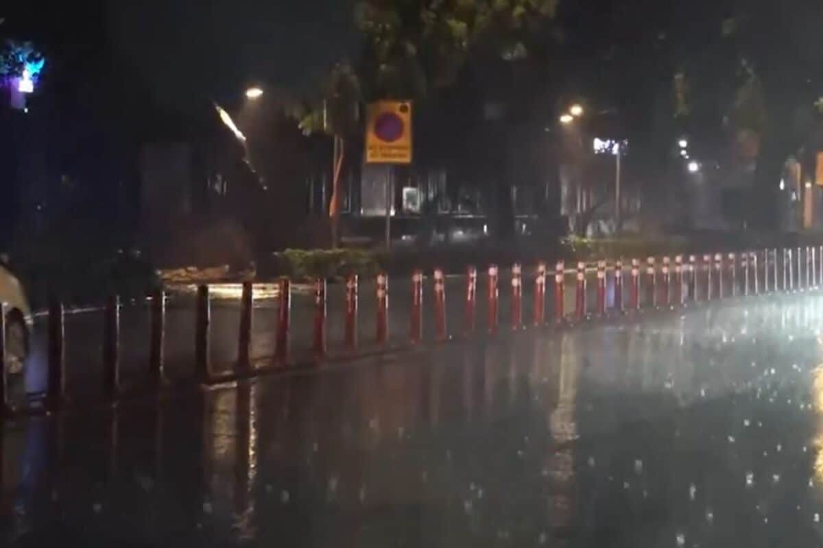 Red Alert Issued In Delhi As Rain, Thunderstorms To Intensif