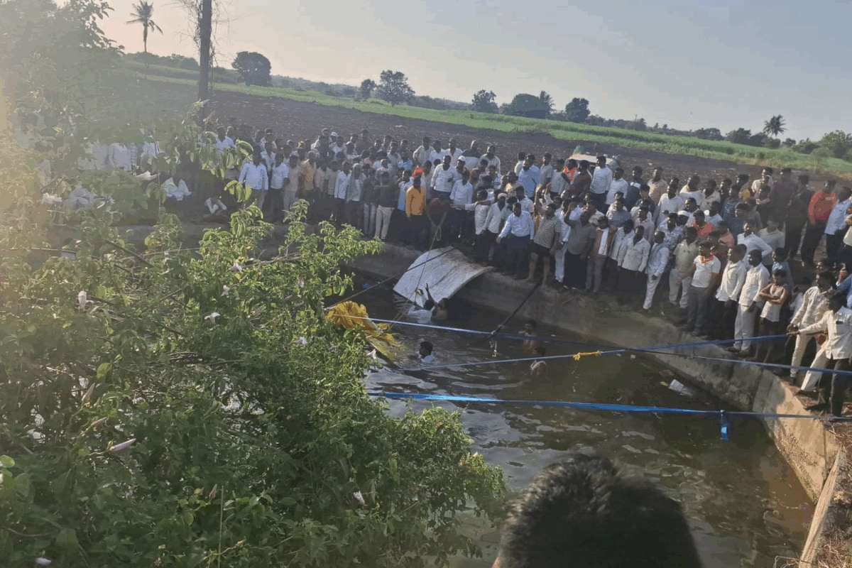 14 Killed After Vehicle Carrying Pilgrims Falls Into Well In Maharashtra's Pandharpur