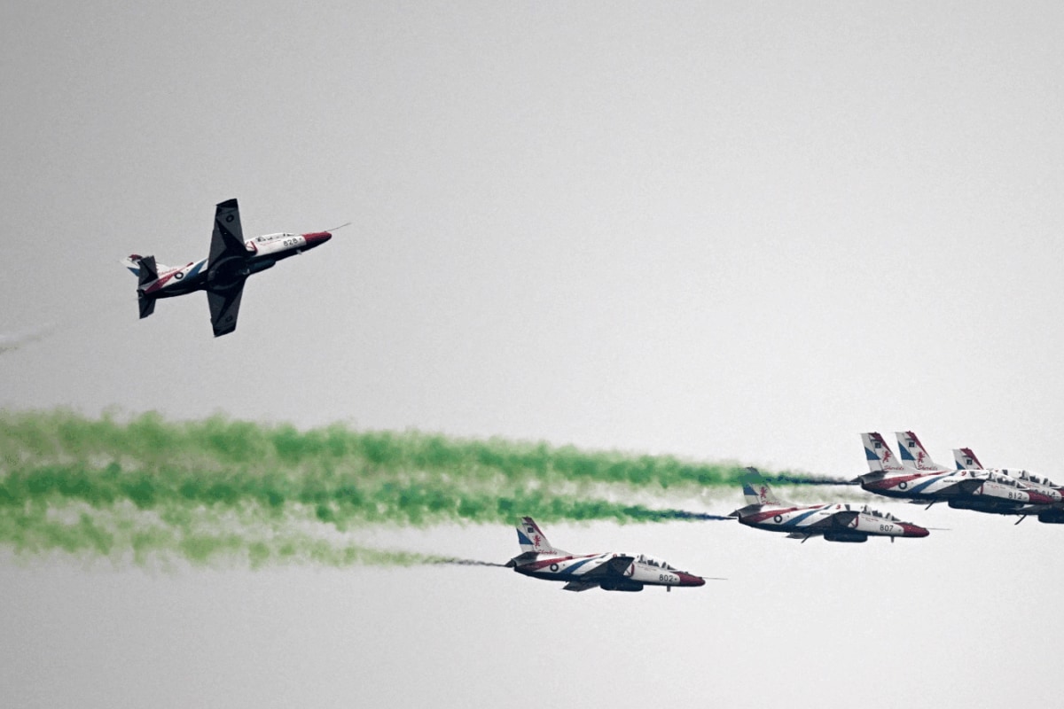 Two Pilots Killed, Three Civilians Injured As Pakistan Air Force Jet Crashes Near Mardan