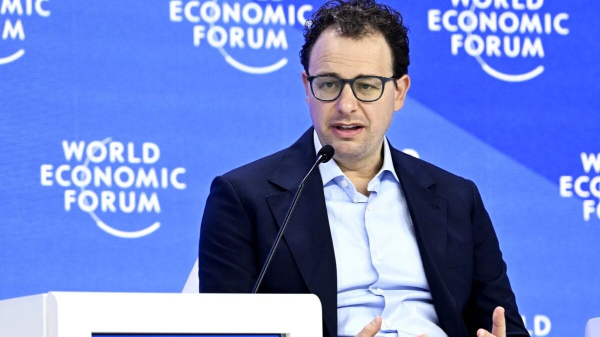 Congress, BJP Spar Over Anthropic CEO’s ‘Disorganised’ India AI Summit Remark