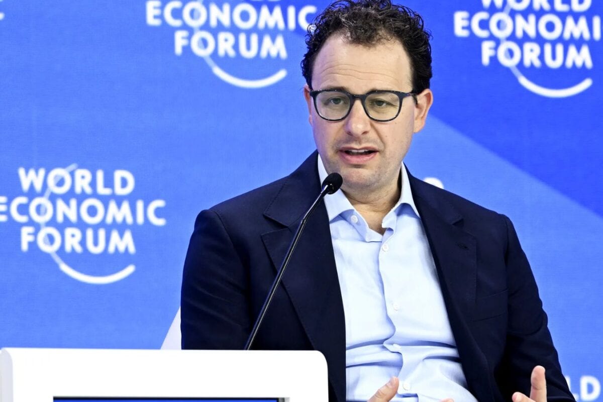 Congress, BJP Spar Over Anthropic CEO’s ‘Disorganised’ India AI Summit Remark