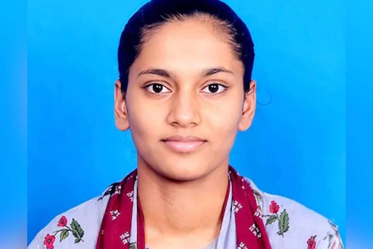 'No One Is Responsible': 19-Year-Old Hyderabad NEET Aspirant Ends Life Day Before Retest