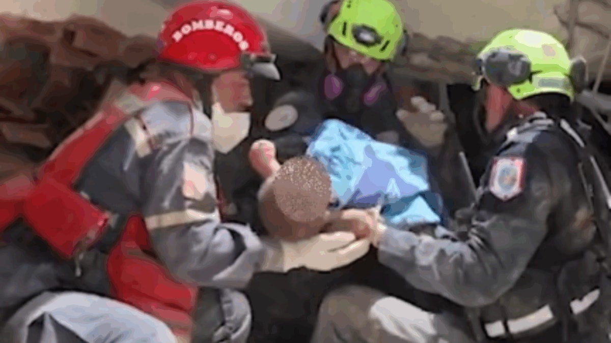 Baby Pulled Alive From Venezuela Quake Rubble As US Rescue Teams Race Against Time | Watch