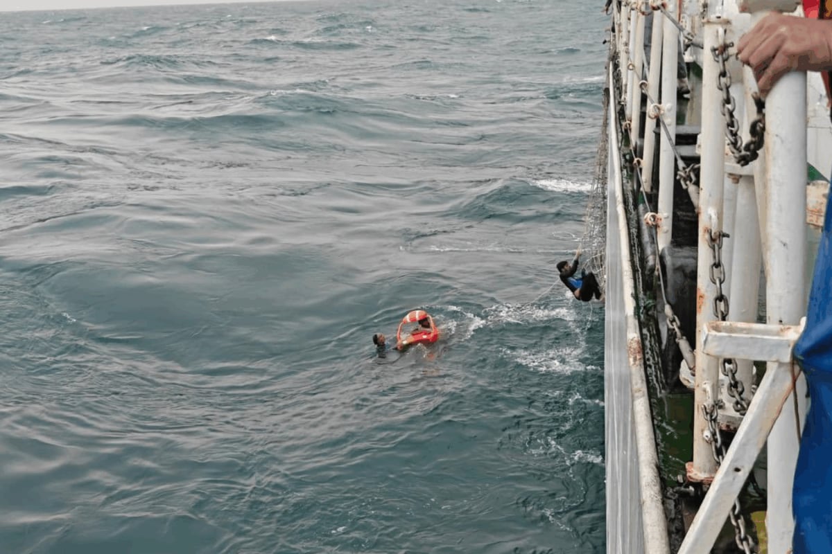 Indian Coast Guard Rescues 6 Fishermen From Sinking Boat Off Mangaluru Coast