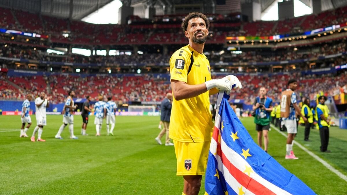 Democrat Urges US Visa For Cape Verde Goalkeeper Vozinha's Mother: 'No Mother Should...'