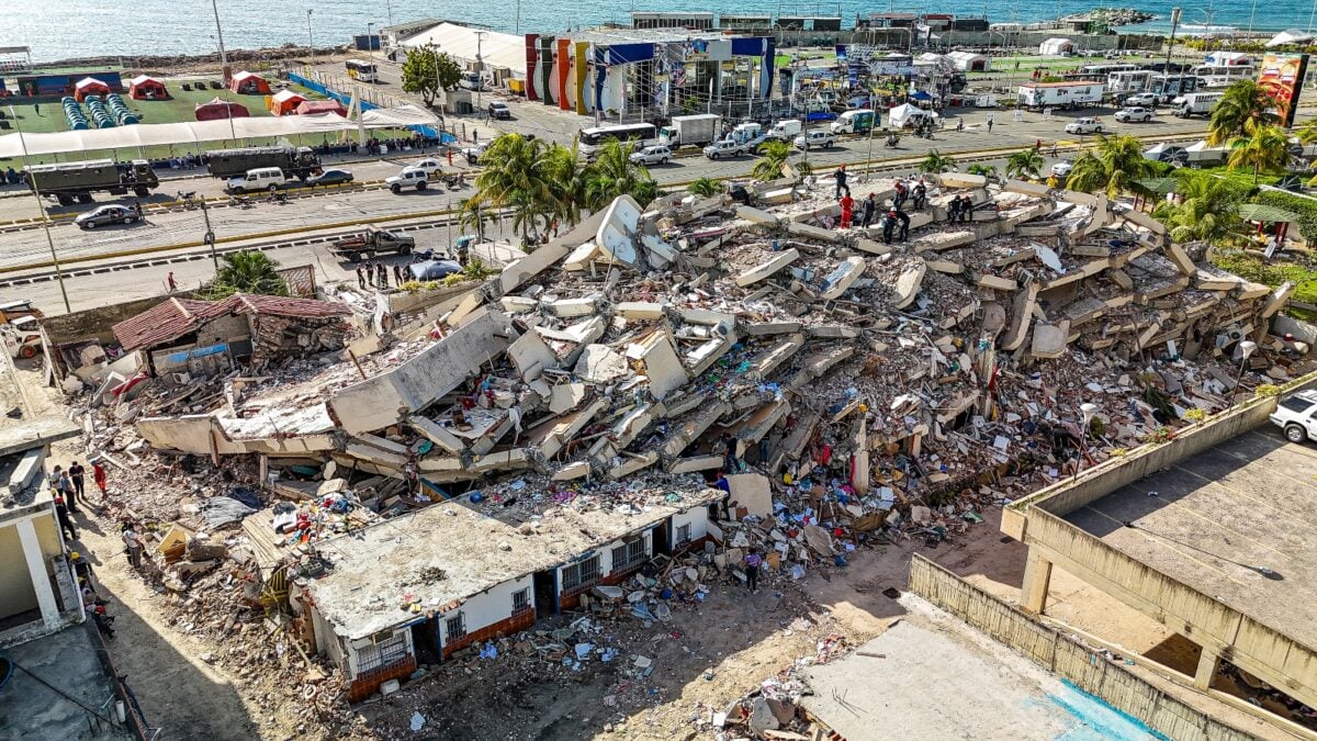 Venezuela Earthquake: More Than 68,000 Still Missing As Anger Grows Over Slow Rescue Efforts