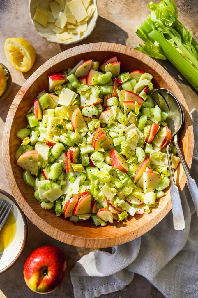 Zesty Celery Apple Crunch: Celery is exceptionally hydrating and provides a satisfying crunch. Combine thinly sliced celery with crisp green apples, walnuts, and a light Greek yogurt dressing to create a texturally exciting salad that keeps you full, focused, and thoroughly refreshed.