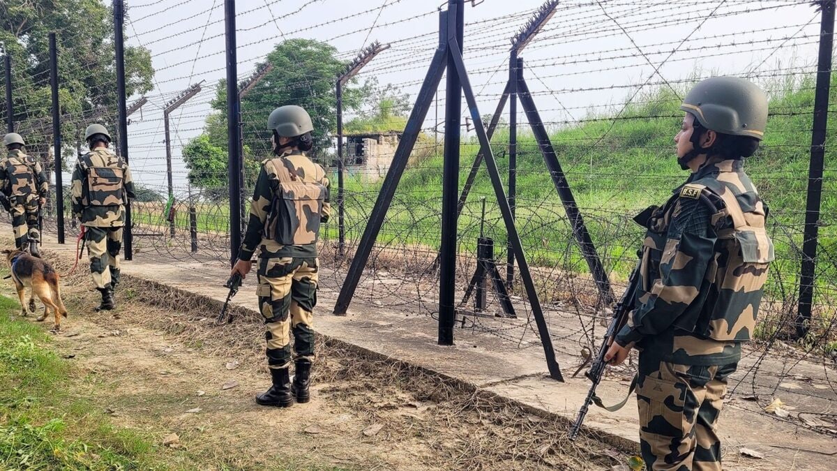 Friday Flashpoint: Bangladesh Islamist Bloc Threatens Border March Over 'Indian Push-Ins & Frontier Killings'