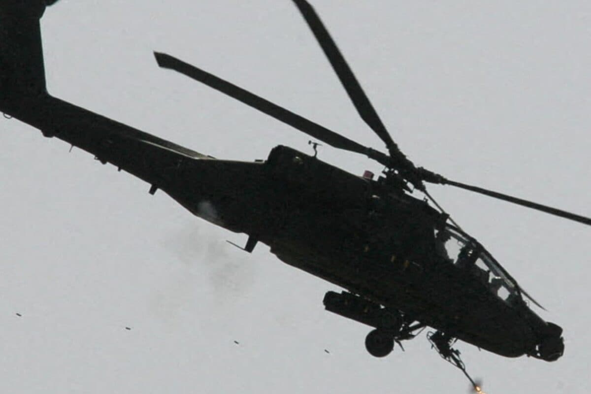 US Army Apache Helicopter Gunship Goes Down Near Strait Of Hormuz, Crew Rescued
