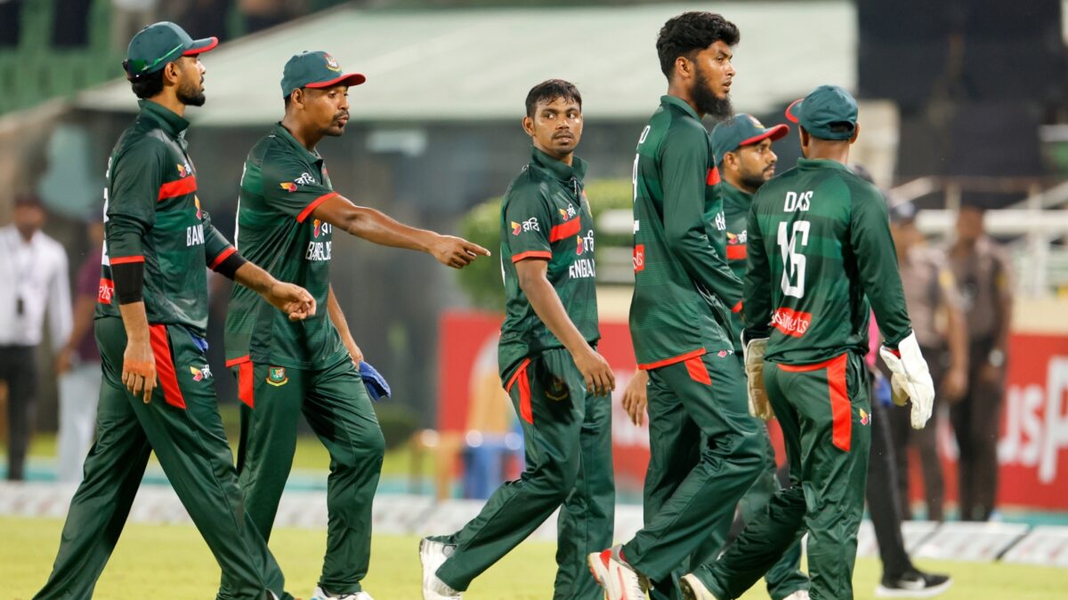 Bangladesh Vs Australia Live Score, 2nd ODI: Follow Scorecard And Match Action From Dhaka