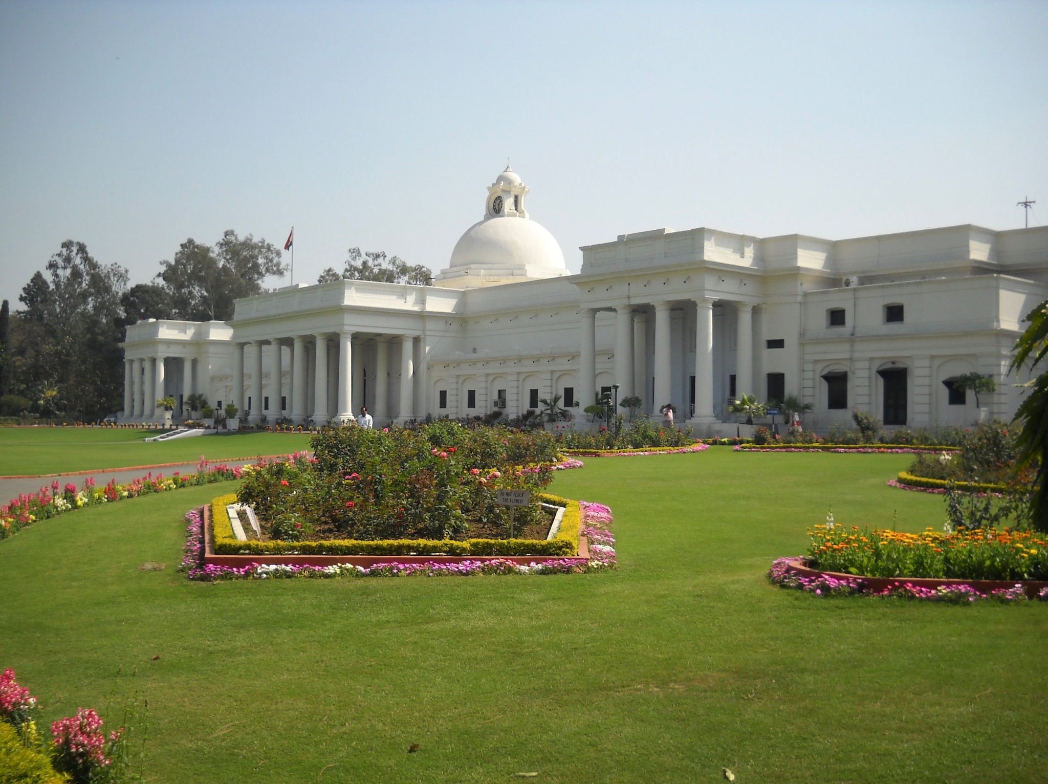 IIT Roorkee, Uttarakhand: One of India's oldest technical institutions, IIT Roorkee combines a rich legacy with modern infrastructure. The institute excels in engineering, architecture and applied sciences and has a strong placement record.