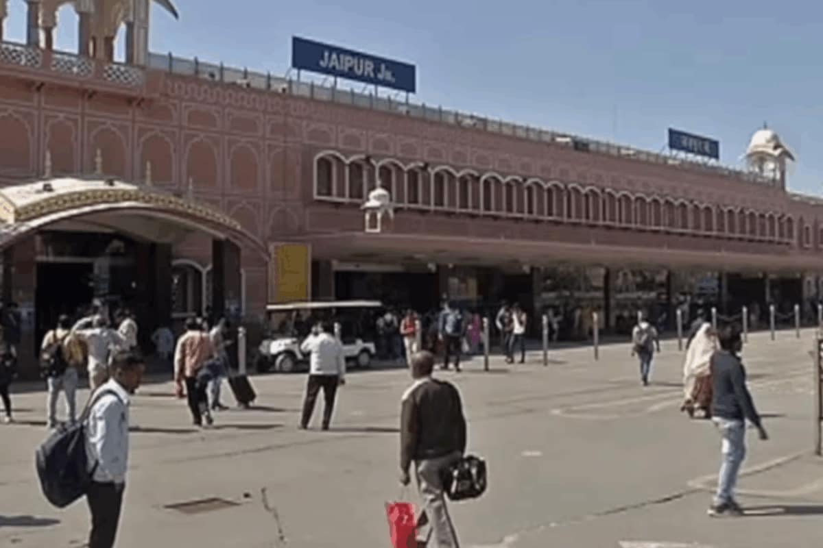 Jaipur JDA Bulldozer Action LIVE: Noorani Mosque Near Nandpu