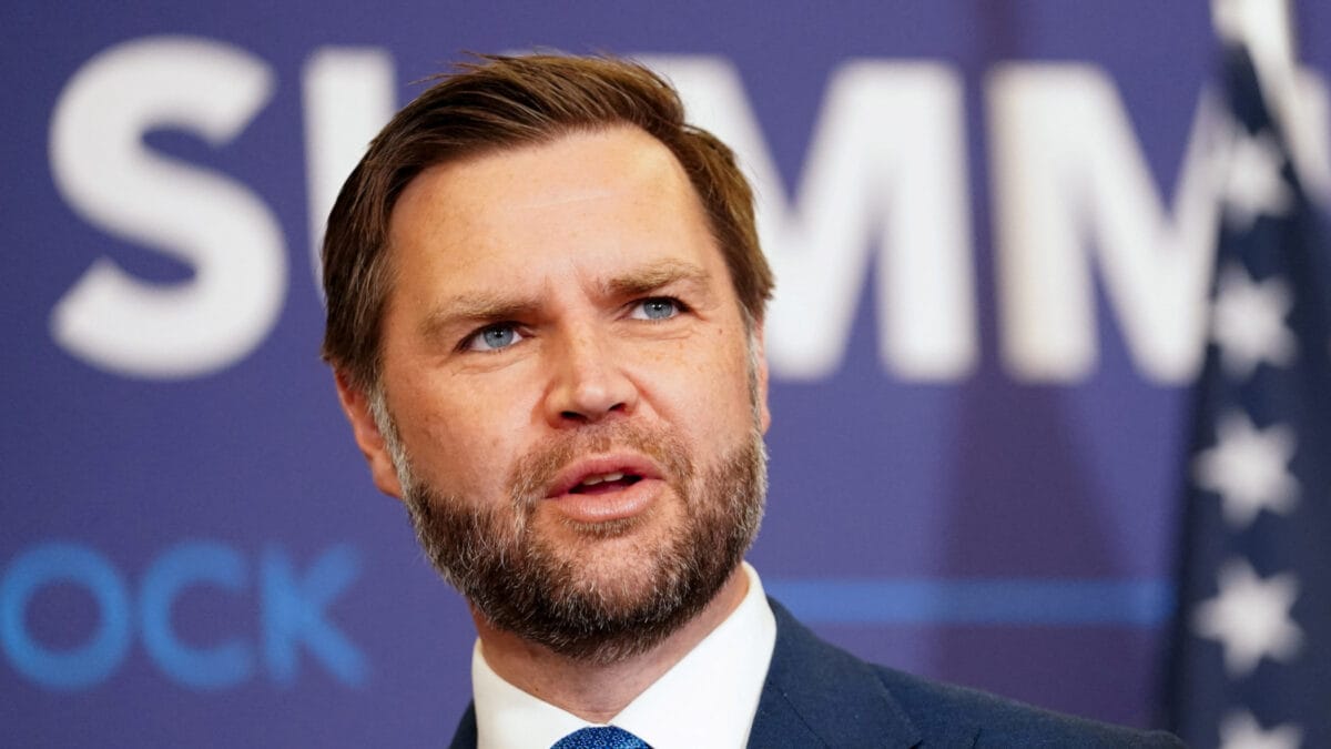 ‘Less Of A Victory Lap, More Of A Rescue Mission’: Former US Advisor On JD Vance's Switzerland Trip