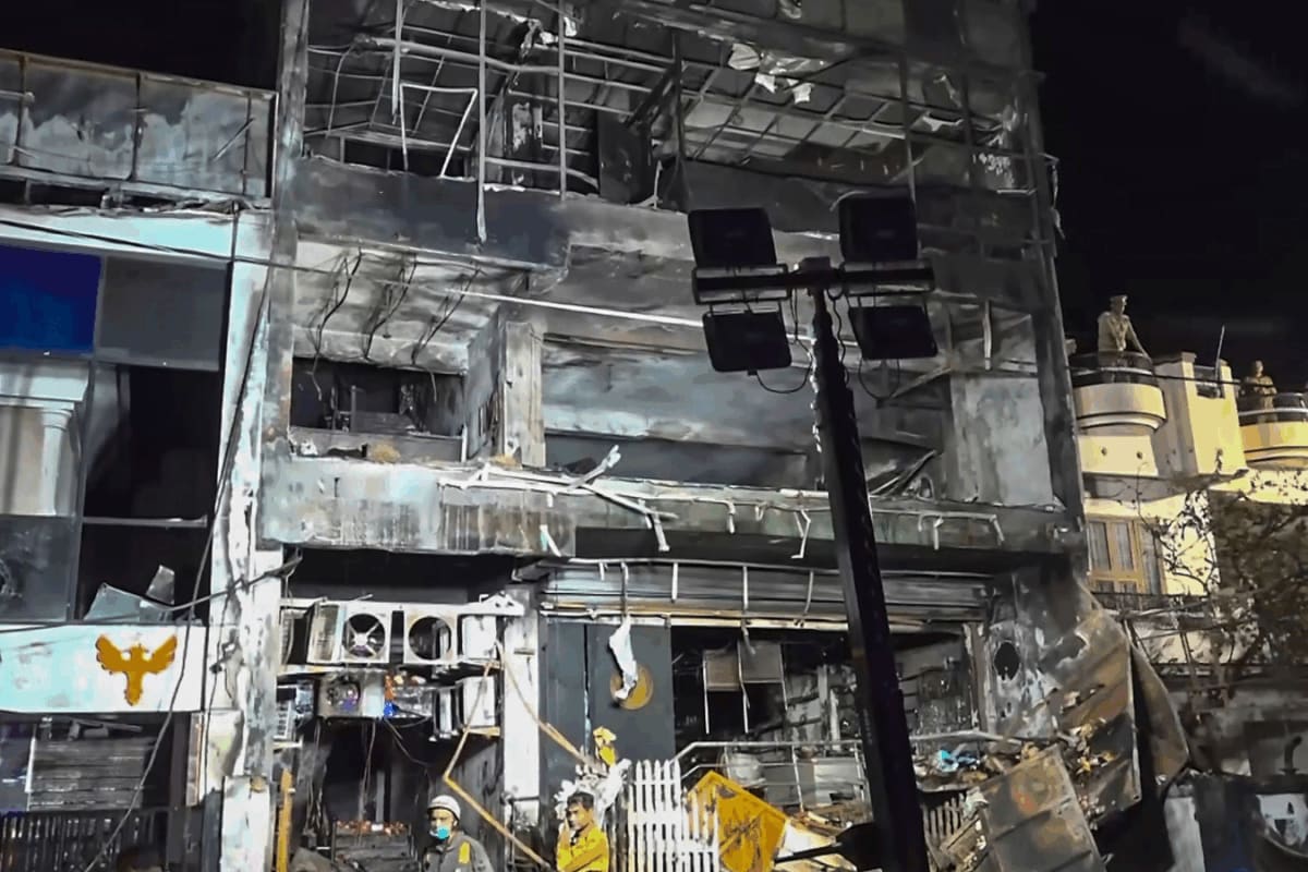Lucknow Fire Tragedy: UP Govt Orders SIT Probe, Forms Two-Member Panel