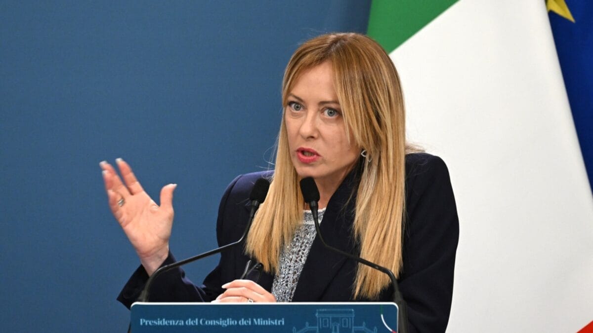 Meloni Weighs Early Elections In Italy Amid Fears Over Declining Popularity After Trump Feud