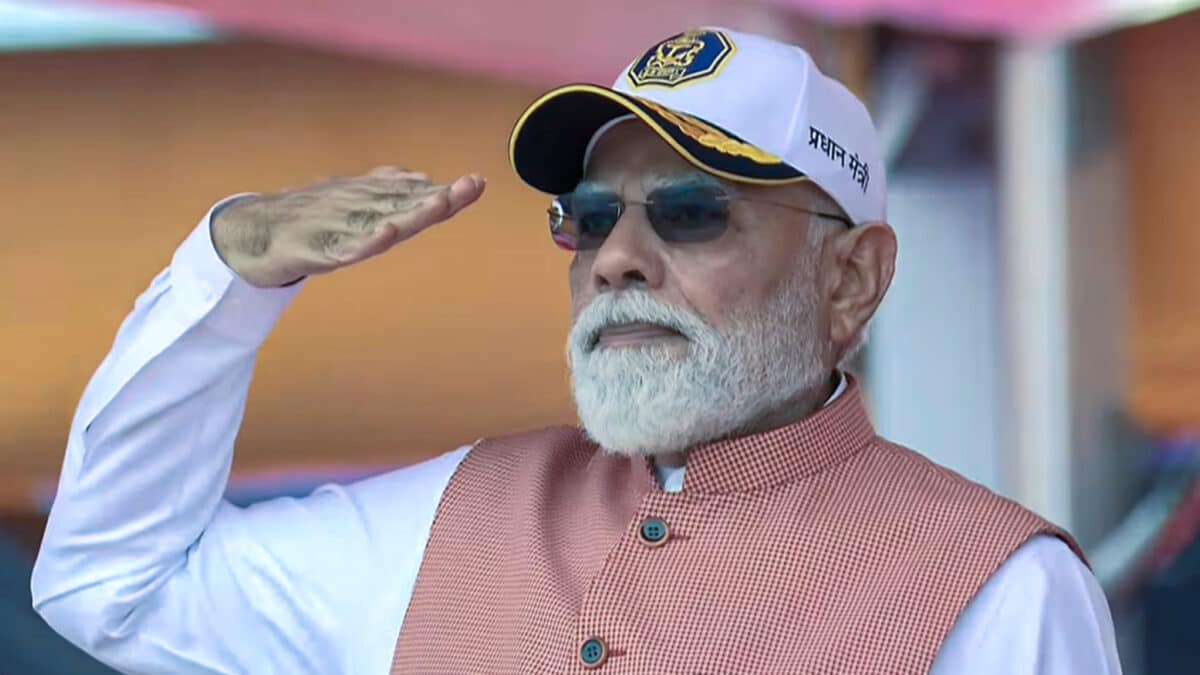 Students First: PM Modi Waits 45 Minutes At Delhi Airport So NEET Aspirants Face No Hassle