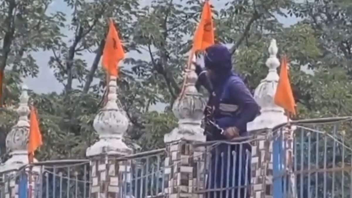Uttarakhand Parking Dispute Takes A Violent Turn On Hemkund Sahib Yatra Route | Exclusive