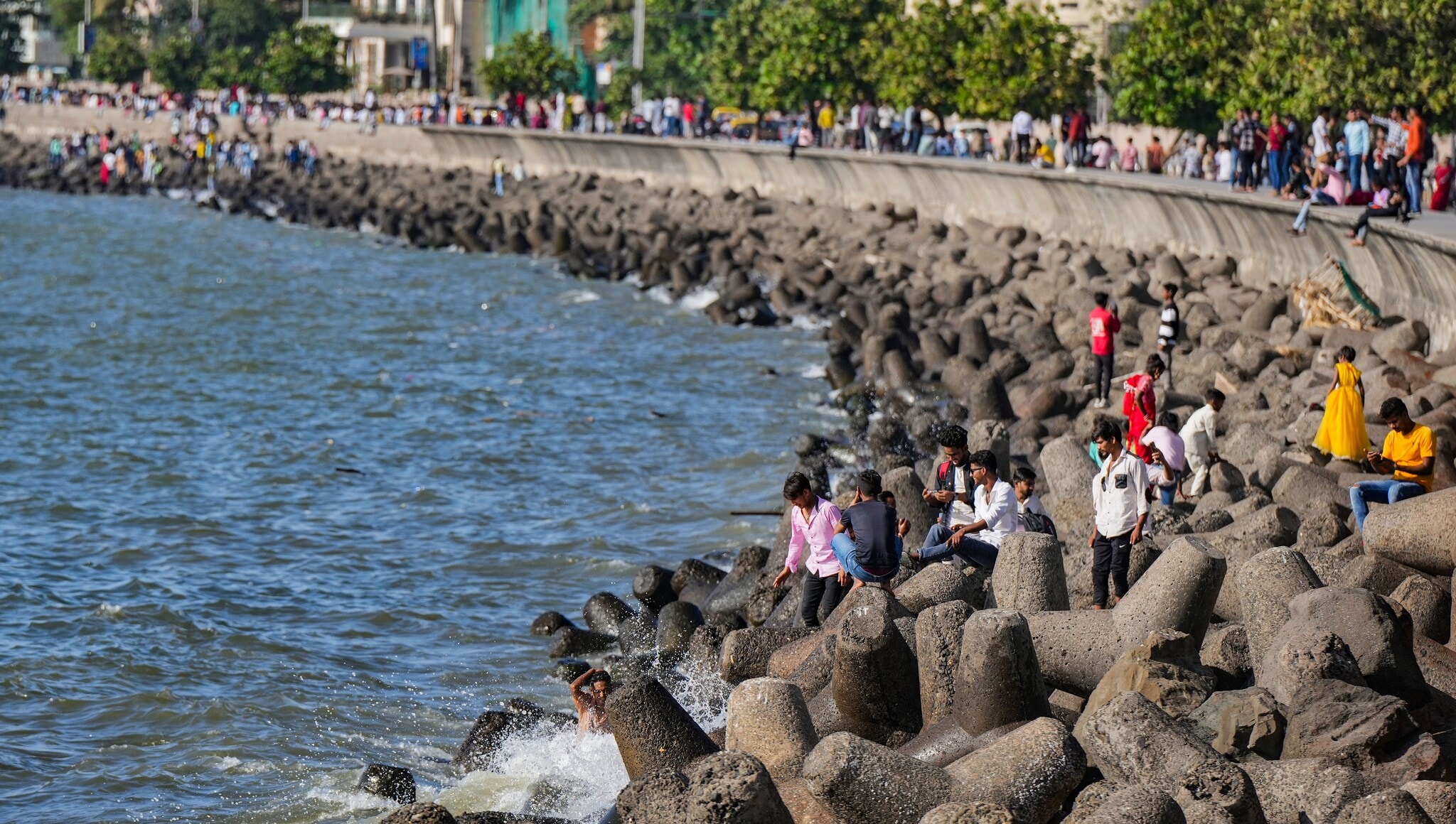 Indian city skyline under intense summer sun, representing rising urban heat risk identified in University of Oxford study